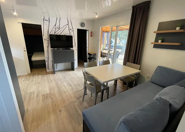 דירה With Parking Space Biograd Na Moru, Biograd - 24065 ביוגראד נה מורו
